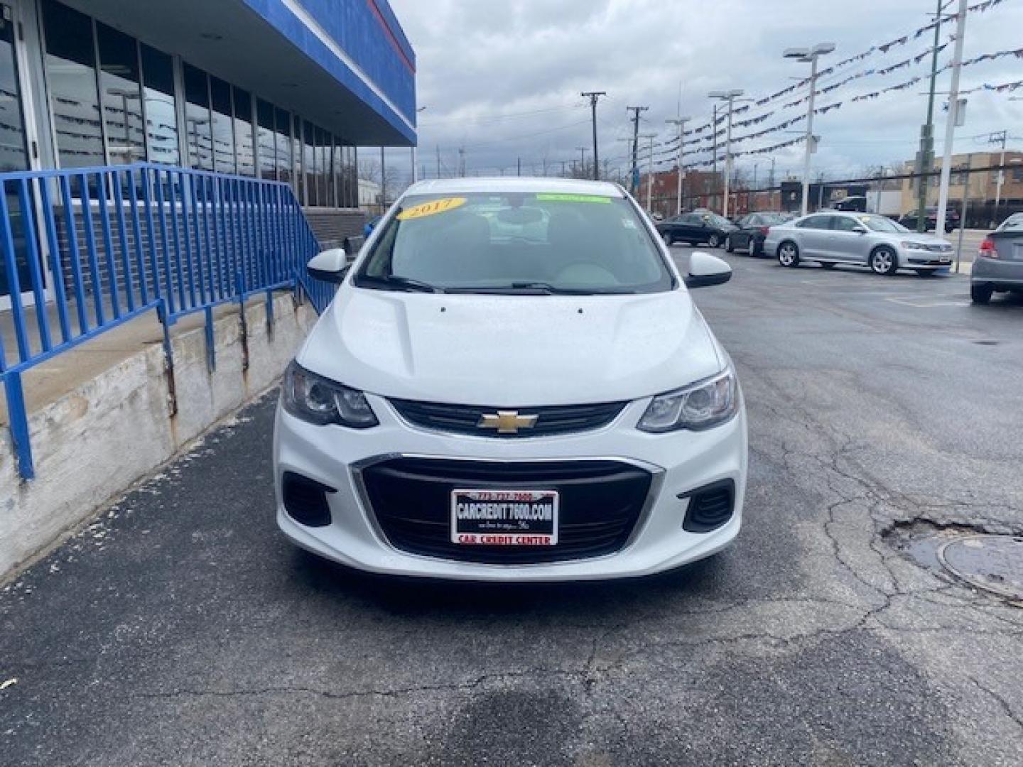 2017 WHITE Chevrolet Sonic FL Auto Hatchback (1G1JG6SH3H4) with an 1.8L L4 DOHC 24V engine, 6A transmission, located at 7600 S Western Ave., Chicago, IL, 60620, (773) 918-3980, 0.000000, 0.000000 - Photo#1